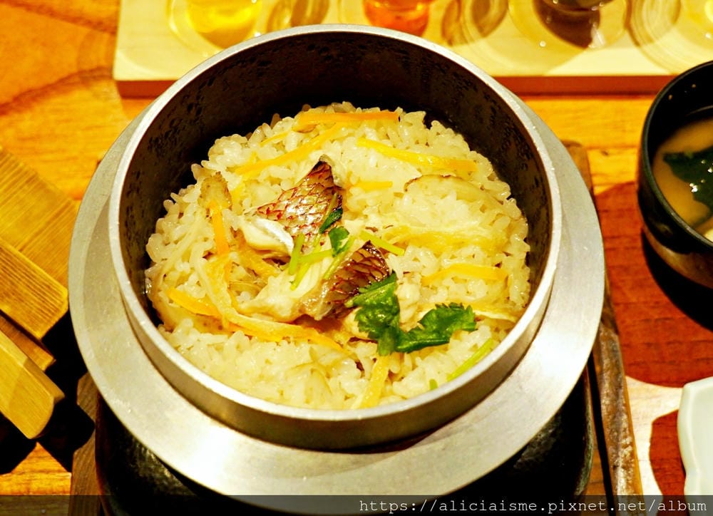 【愛媛縣 | 道後溫泉】「にきたつ庵」:百年水口酒造裡季節美酒餐食,入選米其林指南廣島.愛媛2018特別版