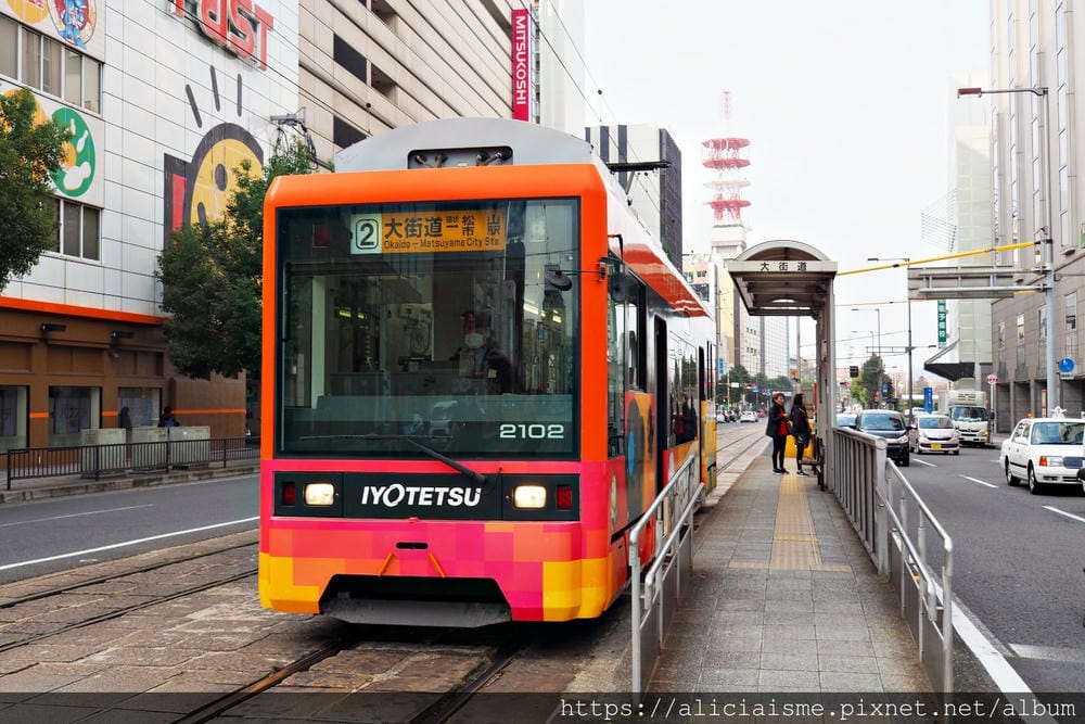 【四國X愛媛縣】搭乘觀光列車,走訪人文松山X內子町老街X千年古湯美學、美食之旅