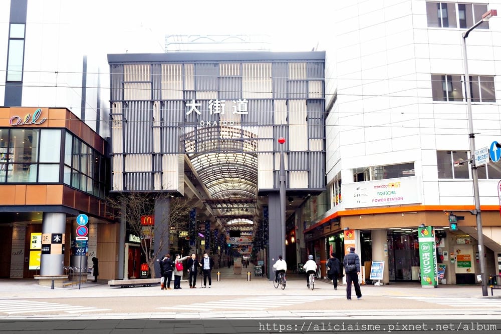 【四國X愛媛縣】搭乘觀光列車,走訪人文松山X內子町老街X千年古湯美學、美食之旅