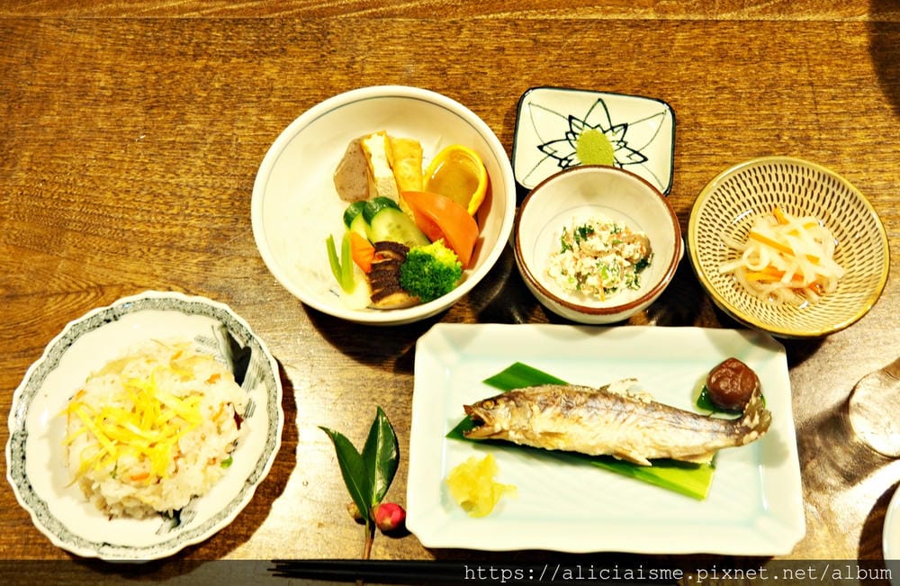 【愛媛縣 | 內子町】石疊之宿:百年老屋農宿裡的媽媽味