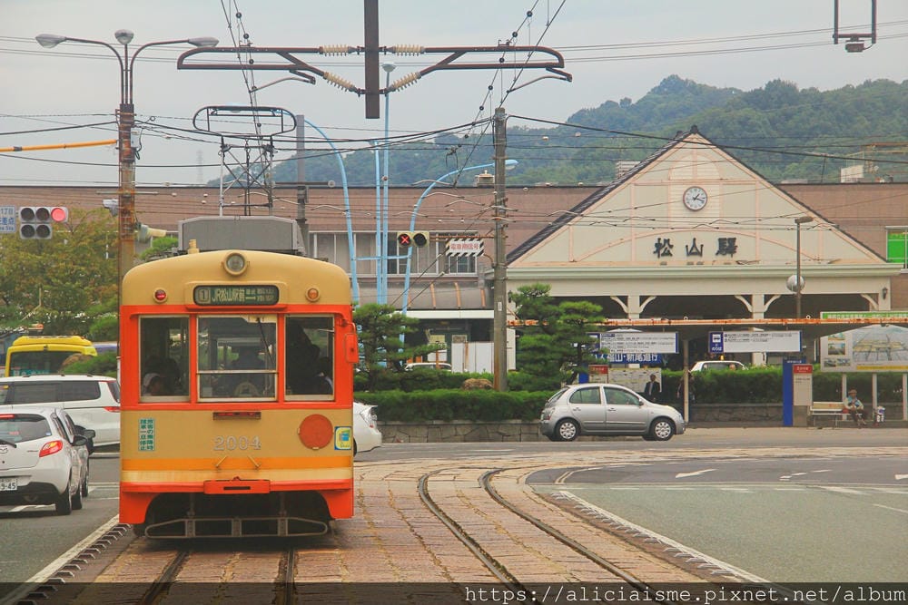 【四國X愛媛縣】搭乘觀光列車,走訪人文松山X內子町老街X千年古湯美學、美食之旅