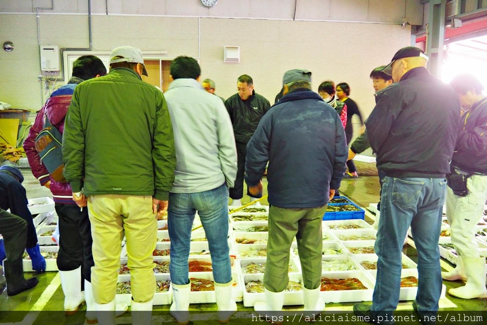 【大分縣 | 日出町】跟著漁船遊別府灣,看日出、逛大神漁港朝市,來份道地的漁夫早餐