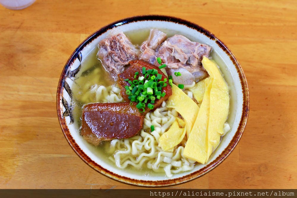 【沖繩美食保存版】抓到點菜秘訣，沖繩家庭料理、居酒屋道地美食大集合！