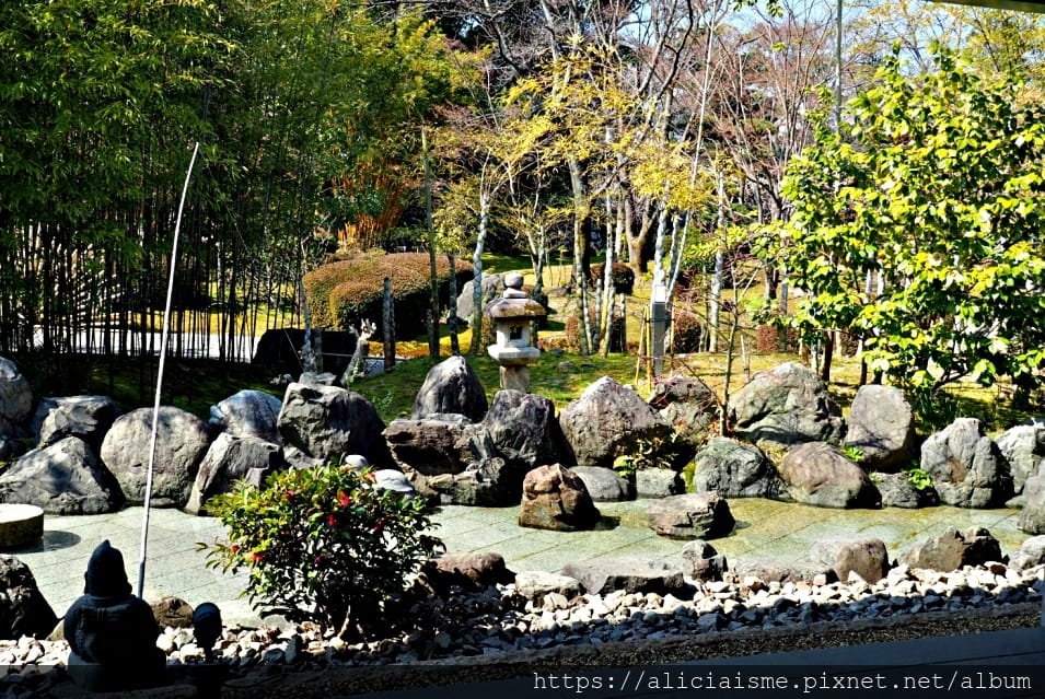 【京都府| 八幡市 】附庸風雅的松花堂庭園&「京都吉兆松花堂便當」發祥地