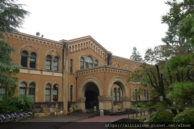 【東京都】國立站(2020更新):櫻花行道樹下、一橋大學老校園、美味散策(JR中央線)