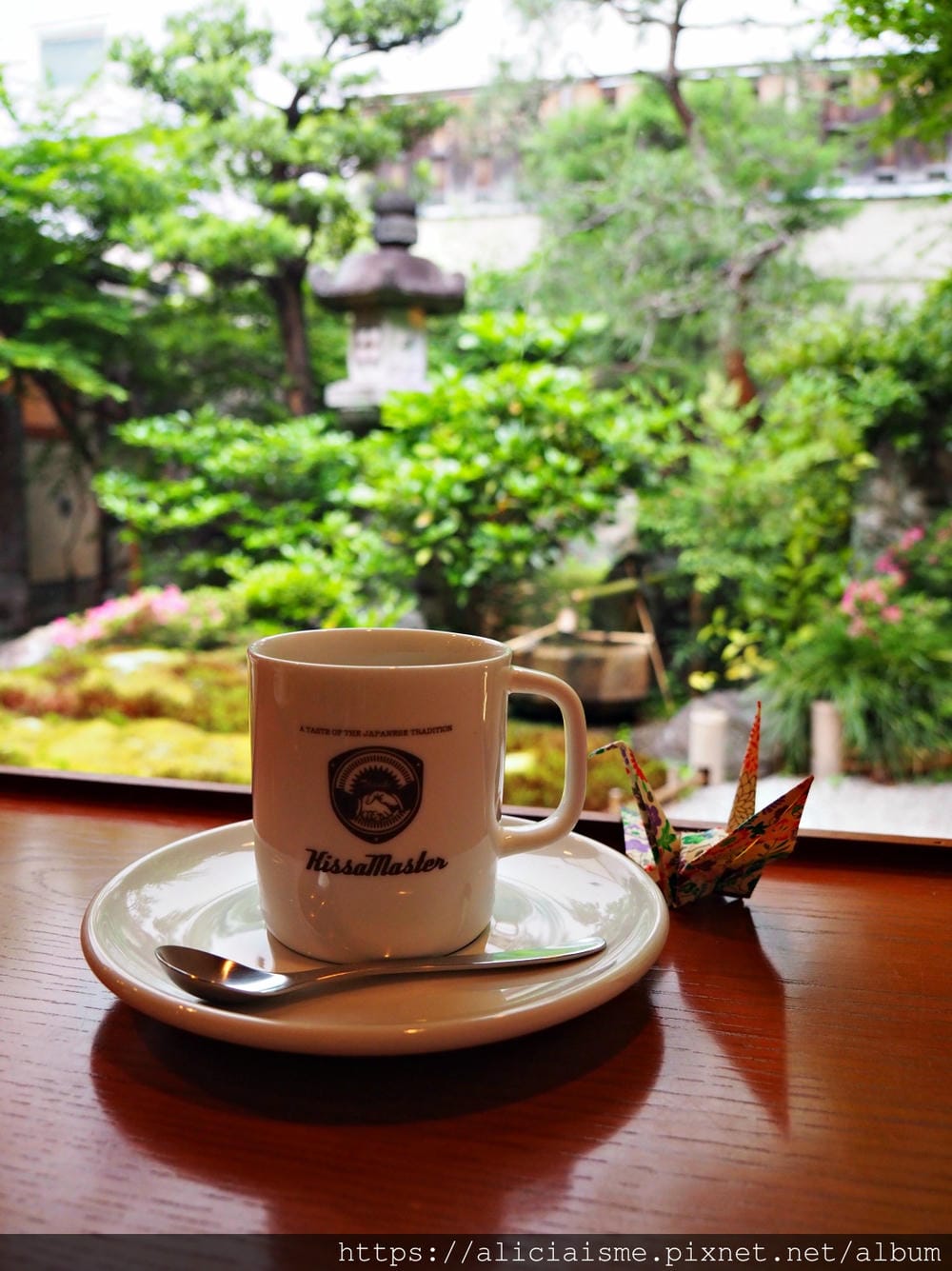 【京都市】Kissa Master Coffee:時尚潮店裡的禪風咖啡館@三條通