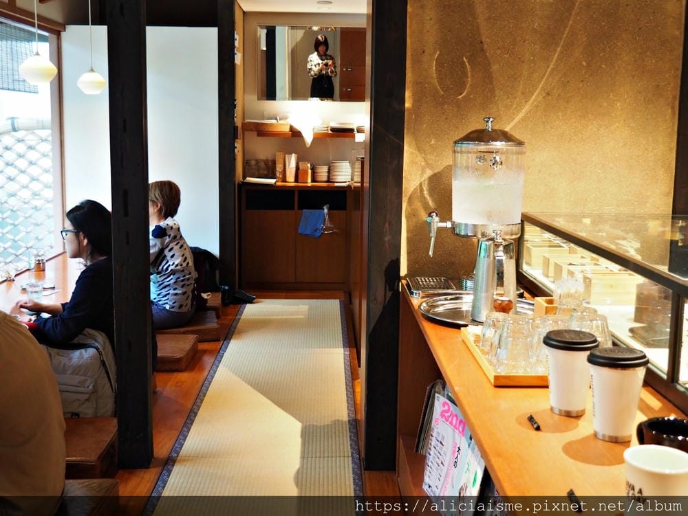 【京都市】Kissa Master Coffee:時尚潮店裡的禪風咖啡館@三條通