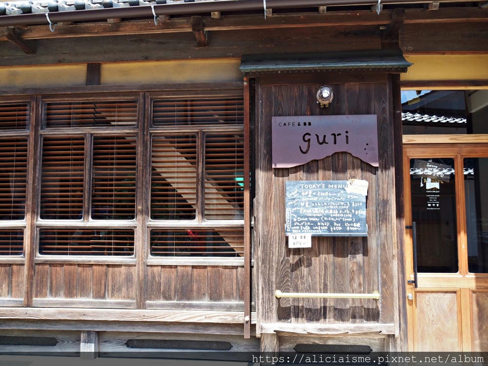 【京都府】伊根舟屋：在日本唯一的船屋聚落，駛進海的京都迷人畫作裡