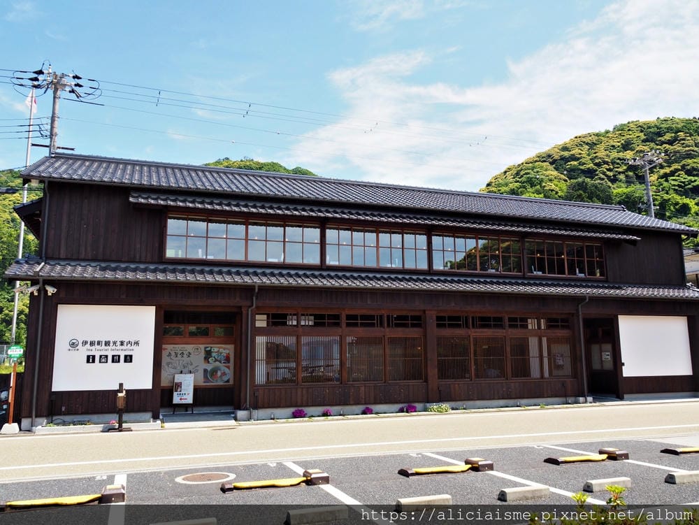 【京都府】伊根舟屋：在日本唯一的船屋聚落，駛進海的京都迷人畫作裡