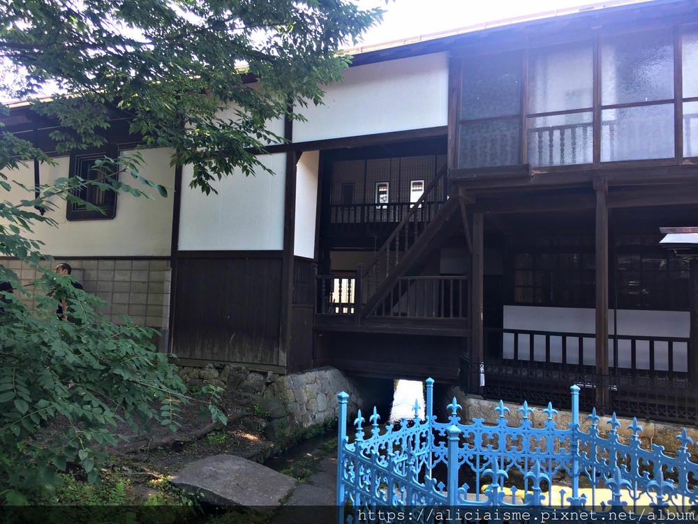 【秋田縣】美鄉町「六鄉湧水群散策」，享用名水豆腐餐、喝古早味蘇打水，炎夏裡的真正透心涼