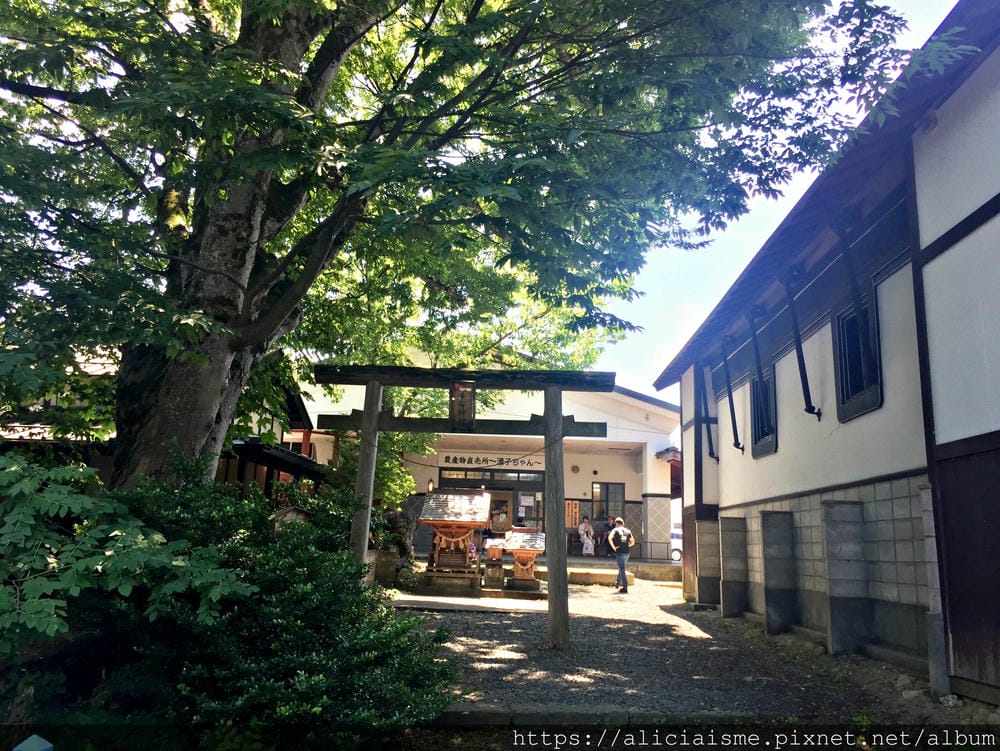【秋田縣】美鄉町「六鄉湧水群散策」，享用名水豆腐餐、喝古早味蘇打水，炎夏裡的真正透心涼