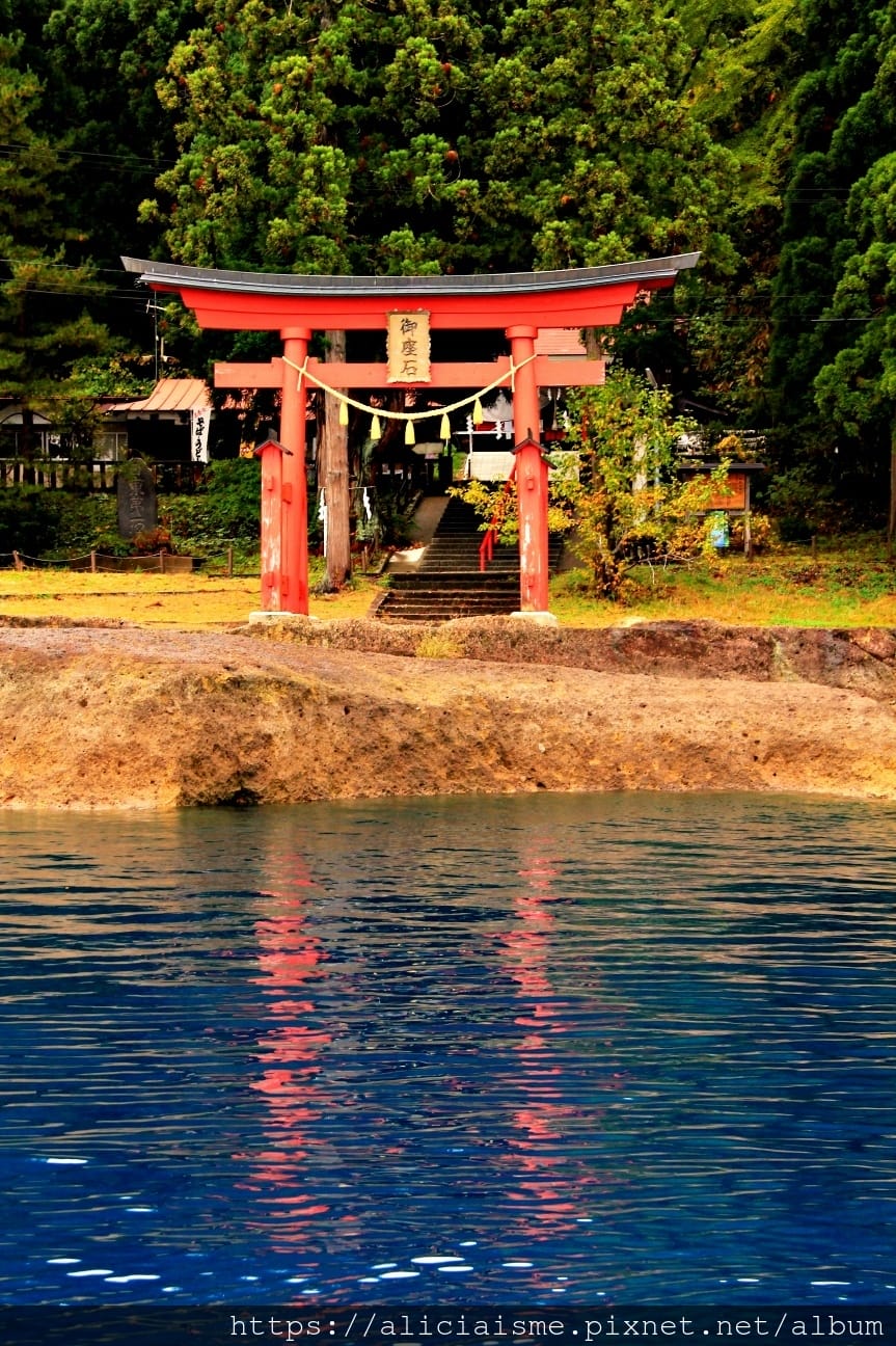 【秋田縣】（2019更新）田澤湖：辰子守護的日本第一藍寶石深水湖，最美味烤米棒的辰子茶屋