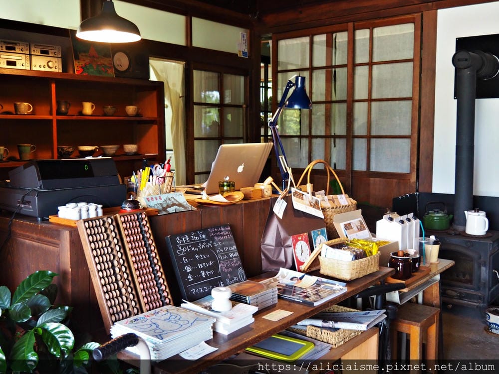 【秋田縣】男鹿半島:「雲昌寺」裡滿溢到日本海的紫陽花絕景、里山咖啡「ににぎ」(含花期、交通方式,期間限定巴士)