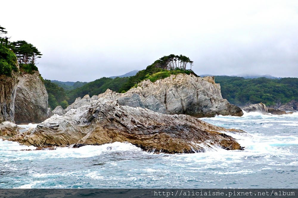 【岩手縣】(2019更新)淨土之濱:遊船觀奇岩、藍洞探險、海灘步道一親海上奇岩絕景,一訪林依晨微電影中最美秘境@三陸海岸地質公園