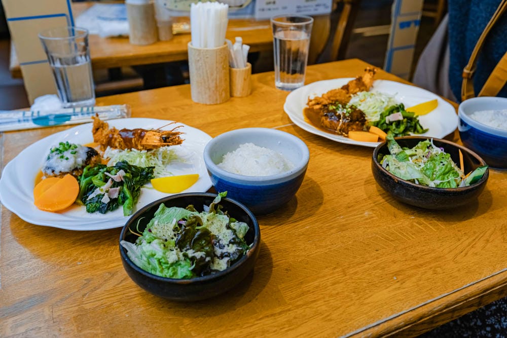 エビフライとハンバーグ.JPG エビフライとハンバーグ.JPG