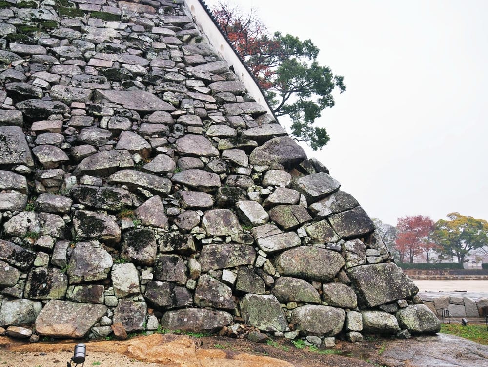 【岡山縣】(2023更新)全新黑武士「岡山城」再展雄風、米其 【岡山縣】(2023更新)全新黑武士「岡山城」再展雄風、米其