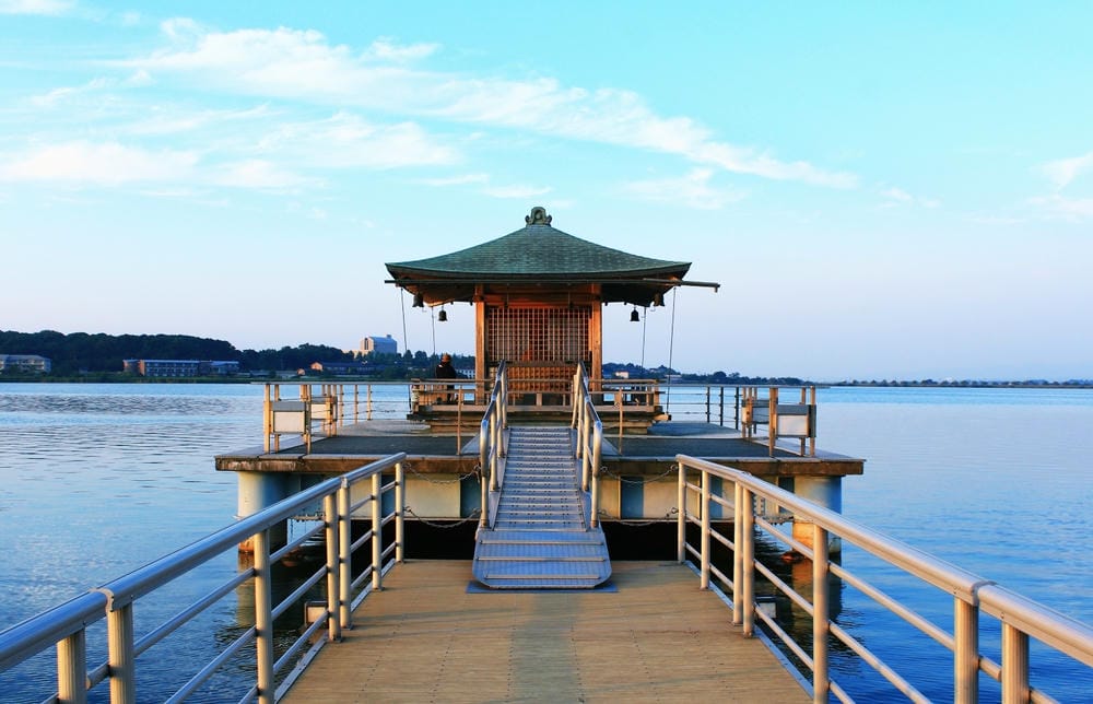 【石川縣 | 加賀溫泉】片山津溫泉：建築大師的新總湯，融入湖