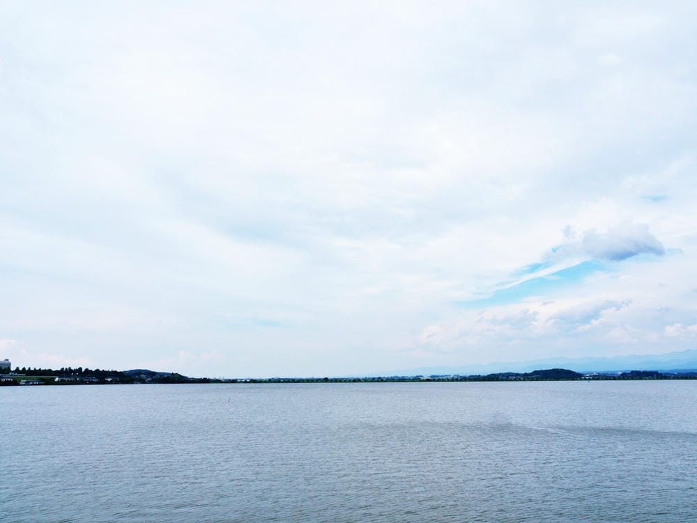 【石川縣 | 加賀溫泉】片山津溫泉：建築大師的新總湯，融入湖