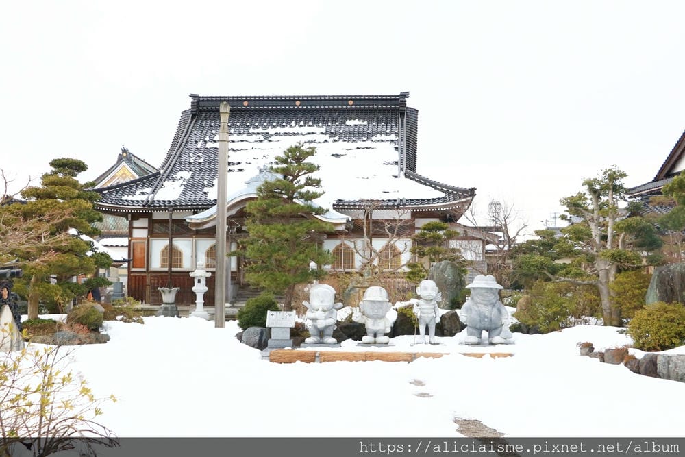 【富山縣】冰見市:一訪藤子不二雄Ⓐ的故鄉,冰見漁市場的日本海 【富山縣】冰見市:一訪藤子不二雄Ⓐ的故鄉,冰見漁市場的日本海