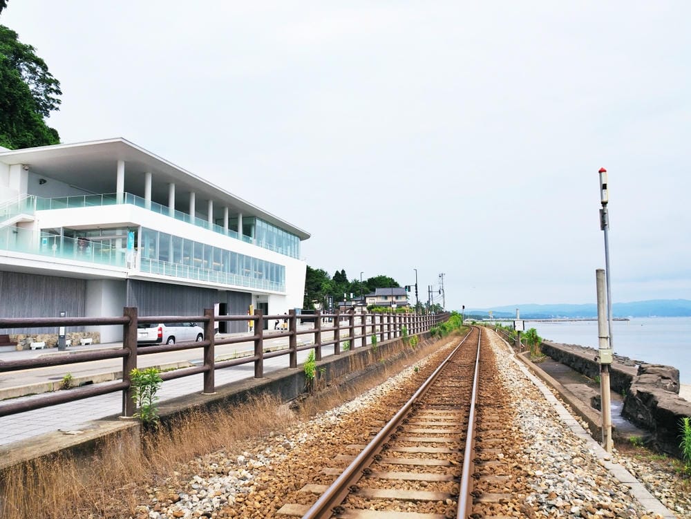 【富山縣 | 雨晴海岸】（2023更新）純白的道之驛「雨晴」