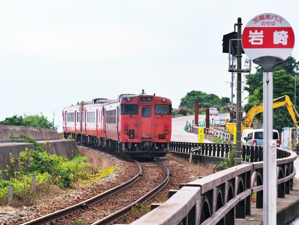【富山縣 | 雨晴海岸】（2023更新）純白的道之驛「雨晴」