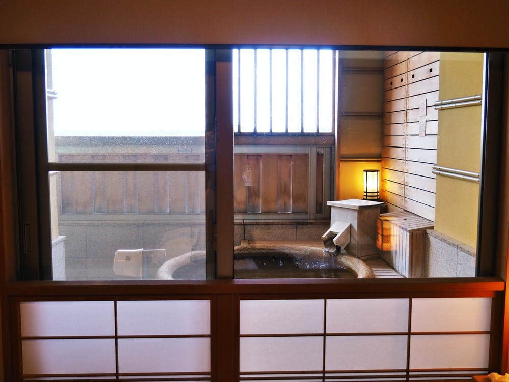 【福井縣】東尋坊、雄島、蘆原溫泉：世界3大岩柱奇觀等待夕色，