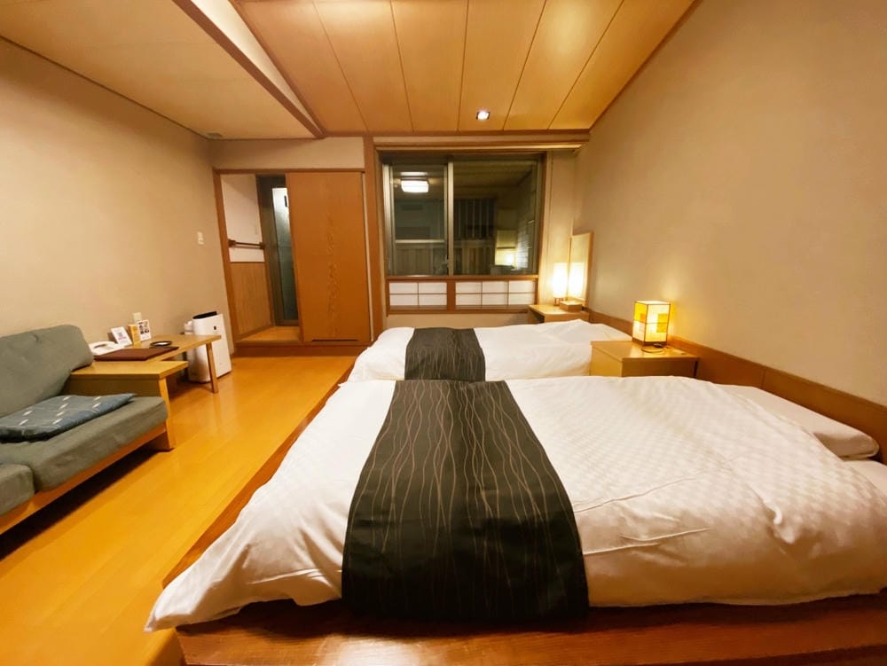 【福井縣】東尋坊、雄島、蘆原溫泉：世界3大岩柱奇觀等待夕色，