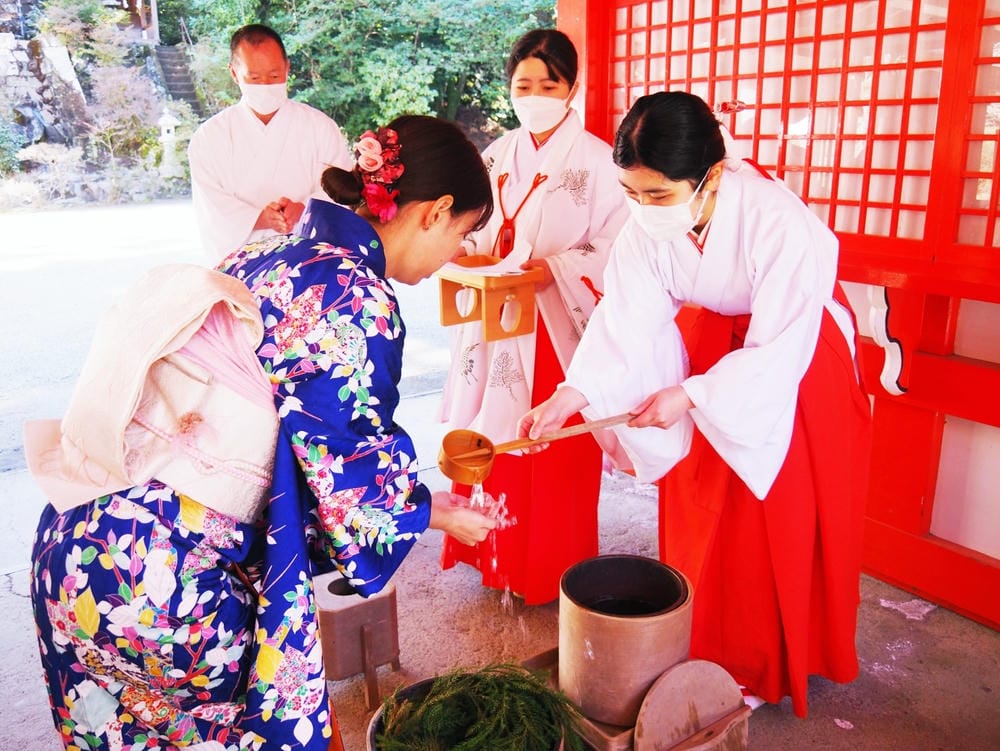 【鹿兒島 | 霧島神宮、神話之里公園】森林裡穿和服,參拜南九 【鹿兒島 | 霧島神宮、神話之里公園】森林裡穿和服,參拜南九