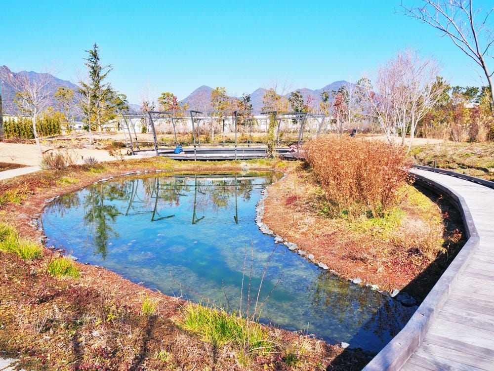【廣島縣】坂茂*下瀨美術館:飄浮在瀨戶內海的彩色美術館,徜徉 【廣島縣】坂茂*下瀨美術館:飄浮在瀨戶內海的彩色美術館,徜徉