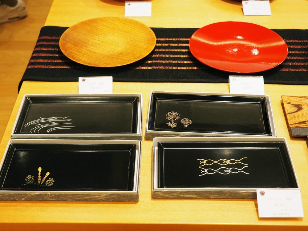 【秋田縣 | 湯澤市】川連漆器:800年傳承的職人工藝,還能 【秋田縣 | 湯澤市】川連漆器:800年傳承的職人工藝,還能
