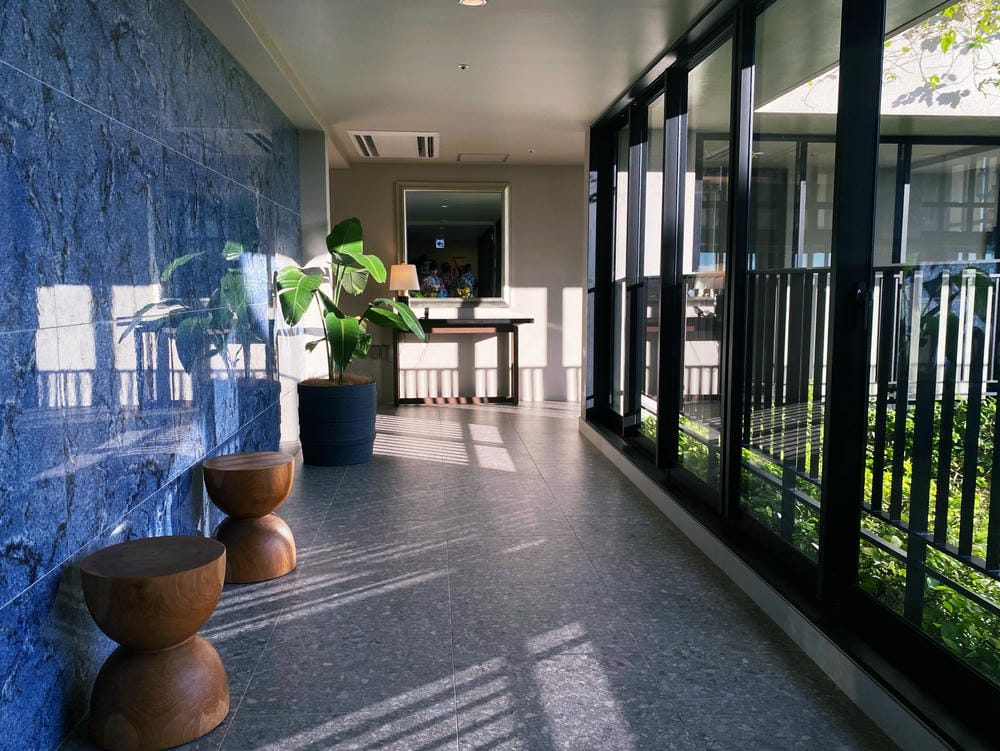 【沖繩 | 住宿．餐廳推薦】北谷MB藝廊露台酒店：被藝術與綠