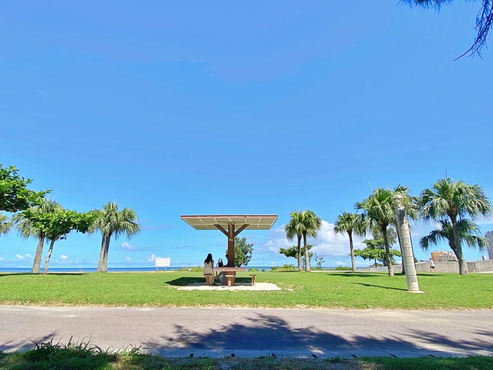 【沖繩 | 美國村】安良波海灘V.S. 宮城海岸：兩樣絕美海