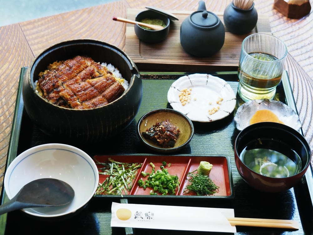 【宮崎縣】5間宮崎市區美食,吃遍當地龍蝦海鮮、碳烤地雞、鰻魚 【宮崎縣】5間宮崎市區美食,吃遍當地龍蝦海鮮、碳烤地雞、鰻魚