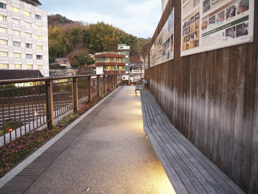 【愛媛縣|松山】2025道後溫泉全新體驗:少爺列車、商店街散 【愛媛縣|松山】2025道後溫泉全新體驗:少爺列車、商店街散
