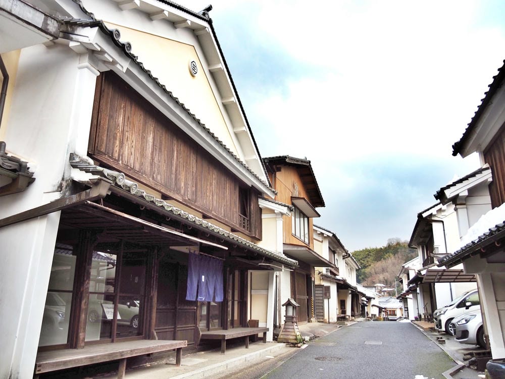 【愛媛縣 | 內子町】穿上和服,漫遊在百年特色老建築、職人手 【愛媛縣 | 內子町】穿上和服,漫遊在百年特色老建築、職人手