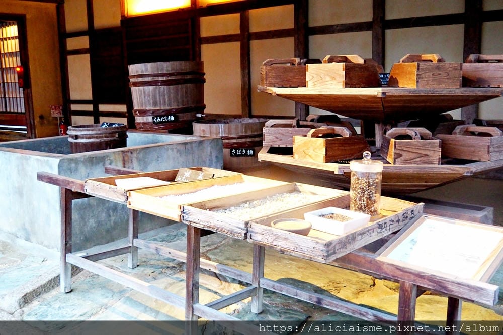 【愛媛縣 | 內子町】穿上和服,漫遊在百年特色老建築、職人手 【愛媛縣 | 內子町】穿上和服,漫遊在百年特色老建築、職人手
