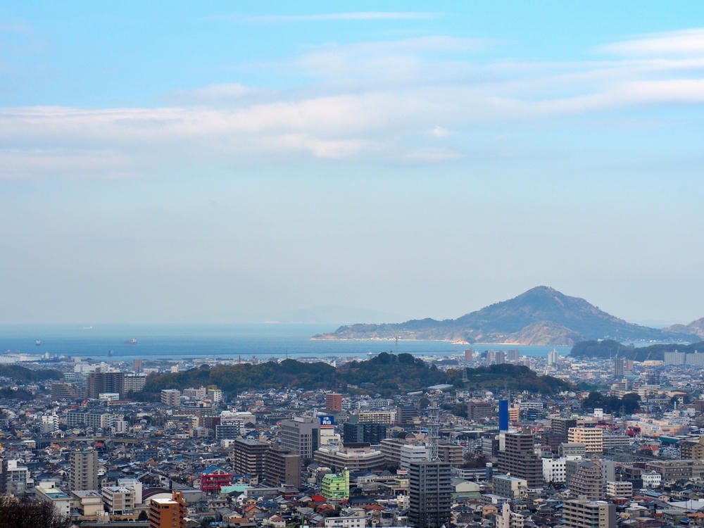 【愛媛縣】松山市2天1夜,搭乘路面電車,名城美景、建築美學、 【愛媛縣】松山市2天1夜,搭乘路面電車,名城美景、建築美學、