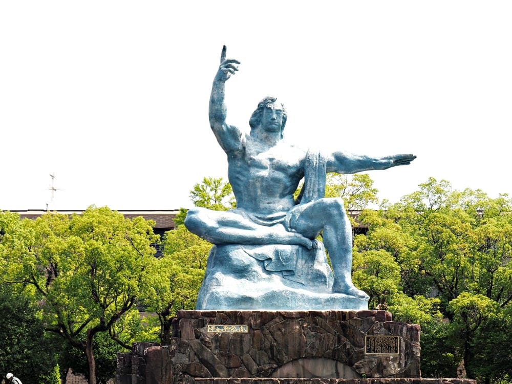 【長崎市】山王神社(一本柱鳥居)、原爆資料館、原爆中心點公園 【長崎市】山王神社(一本柱鳥居)、原爆資料館、原爆中心點公園