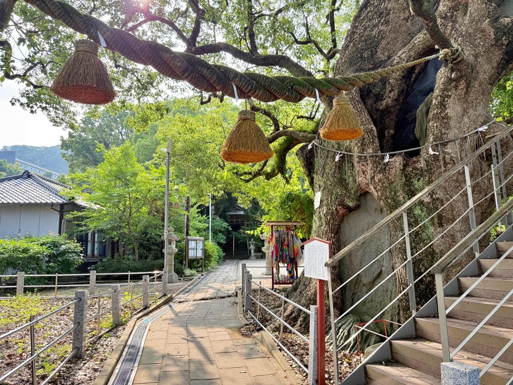【長崎市】山王神社(一本柱鳥居)、原爆資料館、原爆中心點公園 【長崎市】山王神社(一本柱鳥居)、原爆資料館、原爆中心點公園