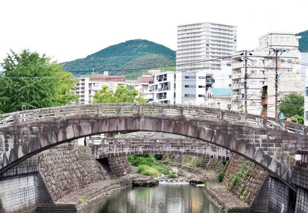 【長崎市】搭乘路面電車，哥拉巴園、大浦天主堂、出島、眼鏡橋，