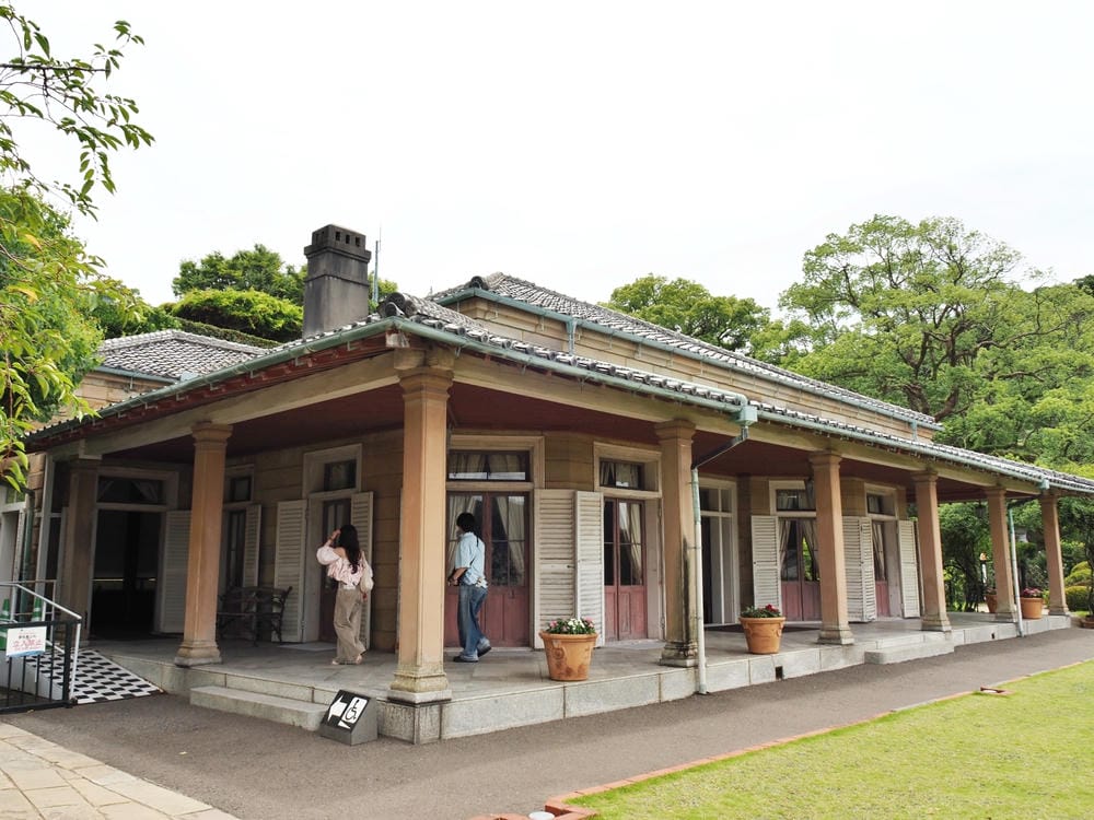 【長崎市】搭乘路面電車，哥拉巴園、大浦天主堂、出島、眼鏡橋，