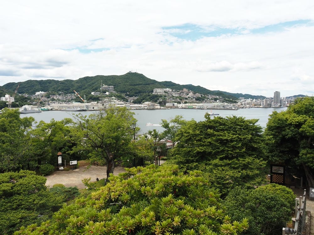 【長崎市】搭乘路面電車，哥拉巴園、大浦天主堂、出島、眼鏡橋，