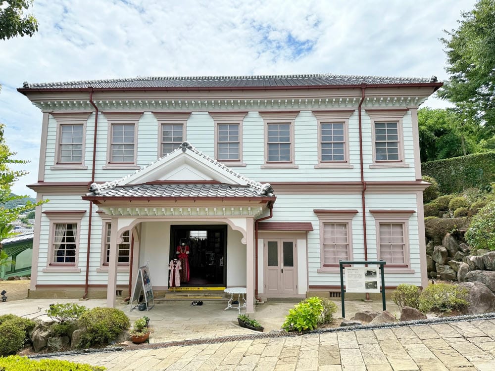 【長崎市】搭乘路面電車，哥拉巴園、大浦天主堂、出島、眼鏡橋，
