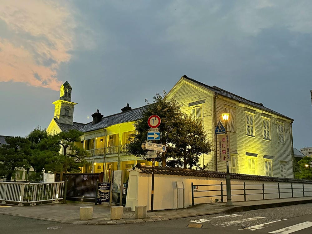 【長崎市】搭乘路面電車，哥拉巴園、大浦天主堂、出島、眼鏡橋，