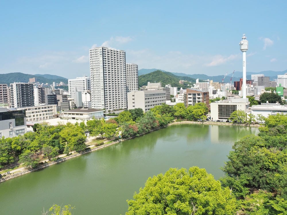 【廣島】漫步廣島城、縮景園，走進流動的山水畫，跨虹橋、清風亭
