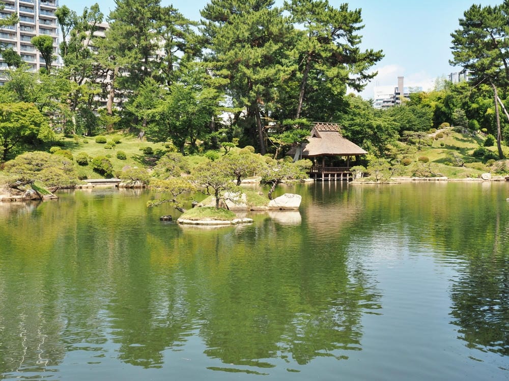 【廣島】漫步廣島城、縮景園，走進流動的山水畫，跨虹橋、清風亭