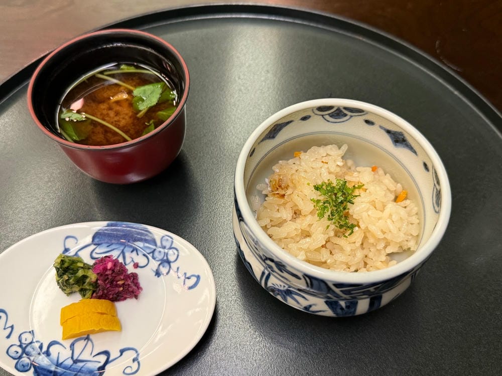 【廣島美食】從車站、市中心到近郊，精緻自助餐，傳統釜飯、牡蠣