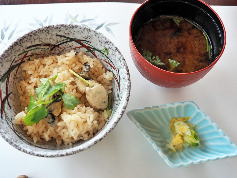 【廣島美食】從車站、市中心到近郊，精緻自助餐，傳統釜飯、牡蠣