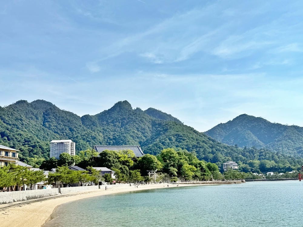 【廣島縣】宮島／嚴島神社：日本三大名景、世界遺產的神之島，來