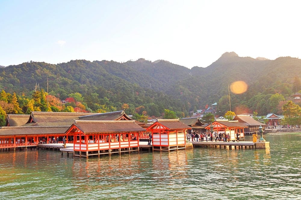 【廣島縣】宮島／嚴島神社：日本三大名景、世界遺產的神之島，來